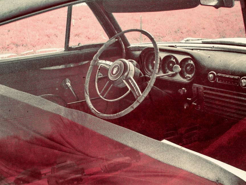 Kaip įrengti namų darbo vietą mažame būste: ergonomika, apšvietimas ir kabelių tvarka