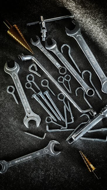 Lyginamasis gidas: mechaniniai ir elektriniai įrankiai smulkiems namų darbams — ką rinktis?