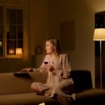 &Scaron;iltas namų ap&scaron;vietimas skirtingose zonose, rodantis Tinkamas ap&scaron;vietimas namuose: kaip parinkti &scaron;viesą ir taupyti energiją.